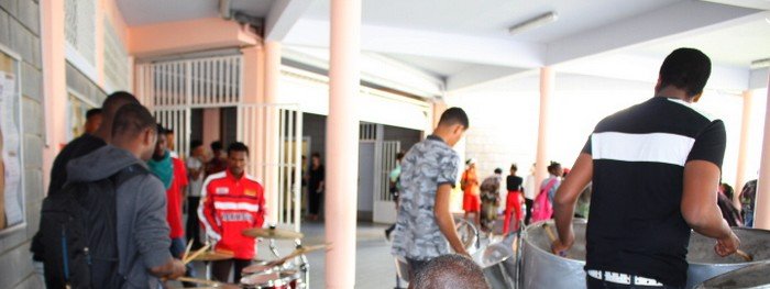 Harmonik Steel Band au lycée RGN